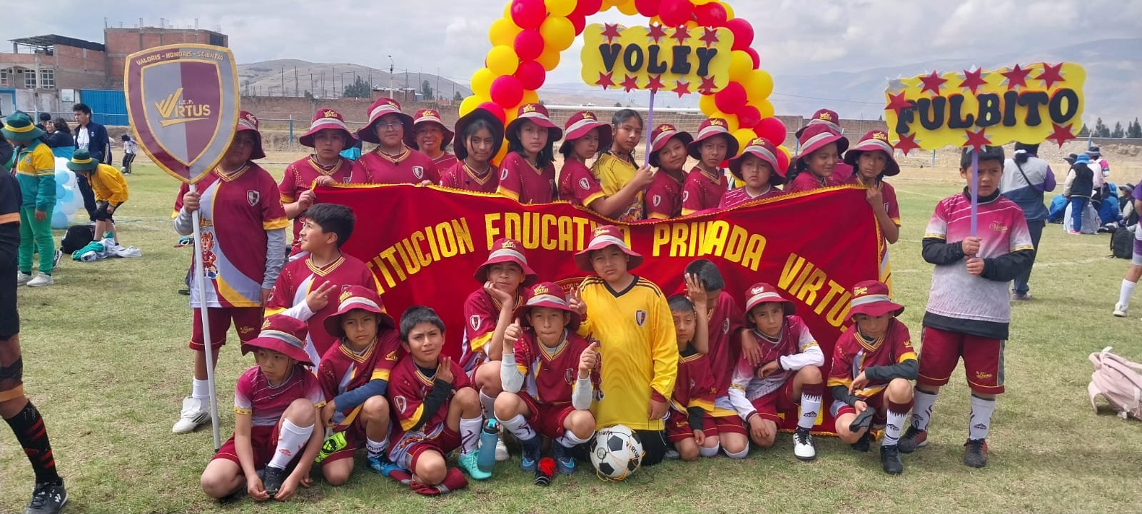 Estudiantes con medallas