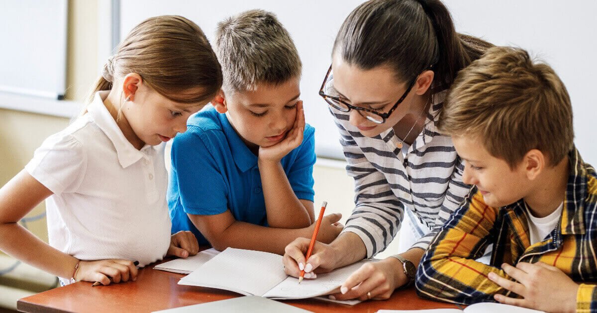 Estudiantes Montessori